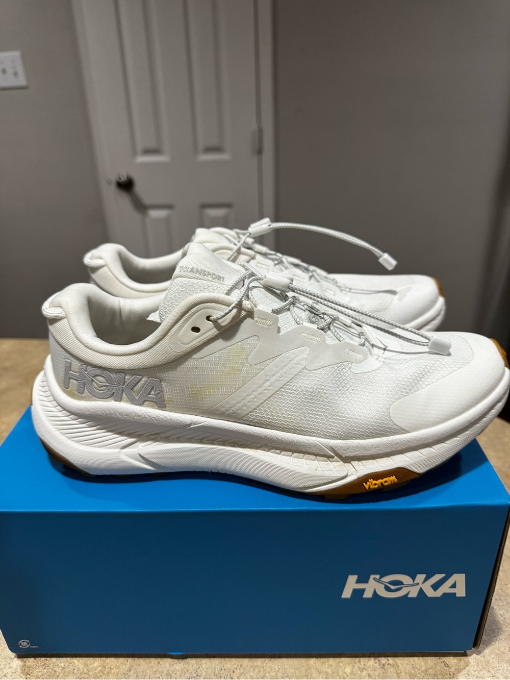 HOKA W Transport 9B
